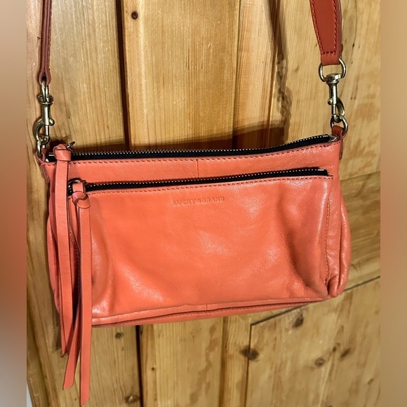 Lucky Brand Crossbody Bag. Like New - Beautiful Orange Leather - Picture 2 of 10